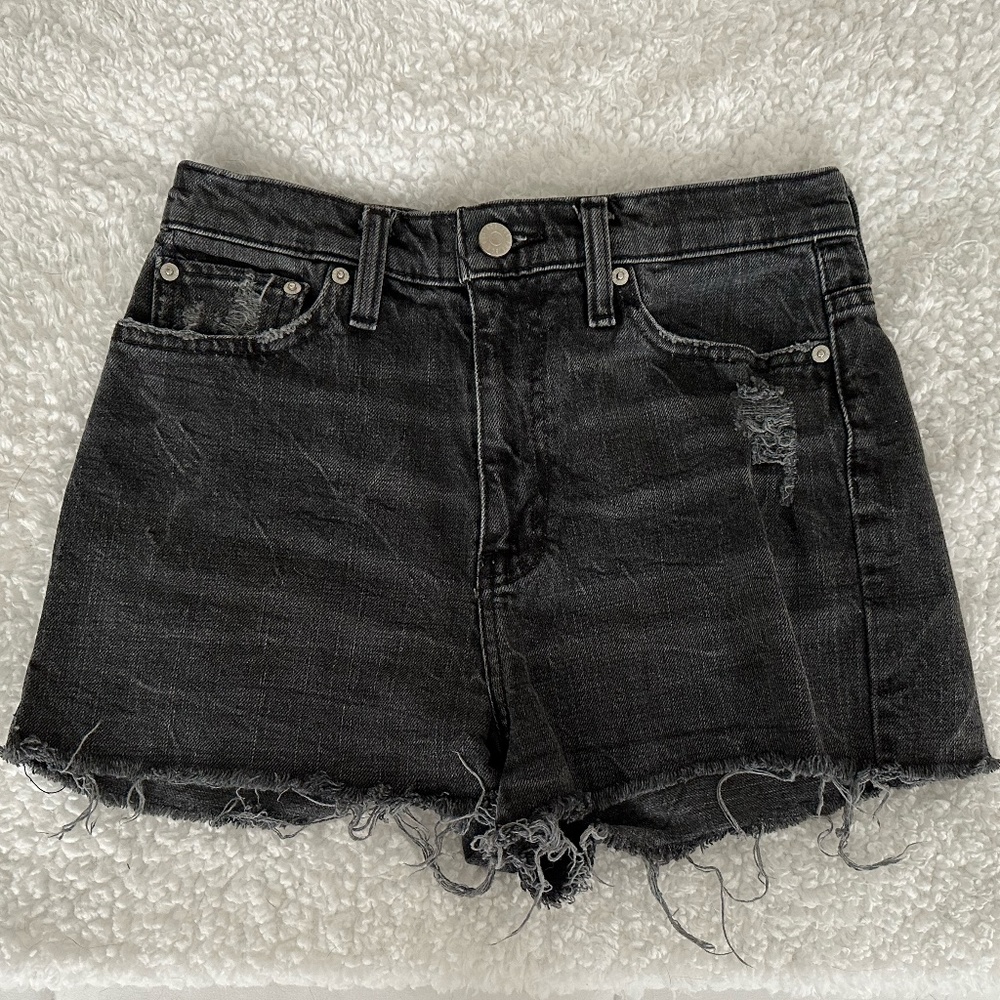 BDG Girlfriend High-Waisted Distressed Denim Shorts (26W)